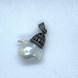 Paved Diamond Cap and Pearl Pendant