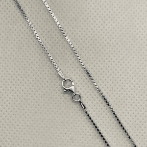 Stg. Silver Box 24 Chain with Clasp